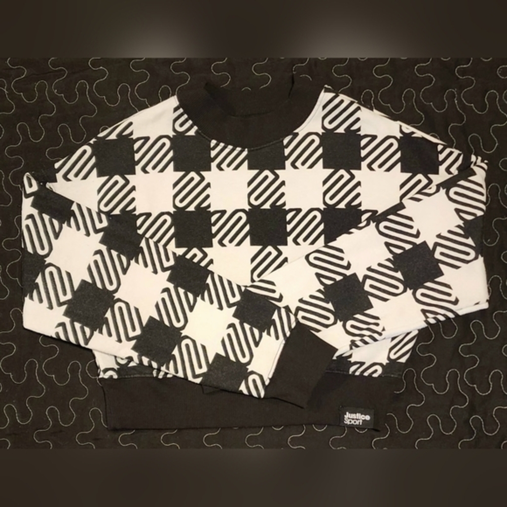 Girl's Justice Sport Pullover Checkered‎ Sweater. White & Black Size 6/7 Small